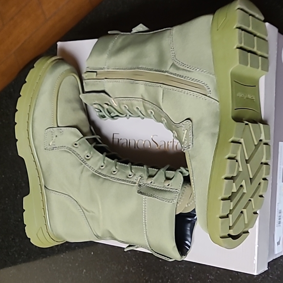 Franco Sarto Chukka Boot - Picture 8 of 10